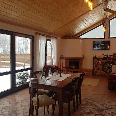 Bed and Breakfast Sura Lu' Vasile. Crivina  Exteriér fotografie