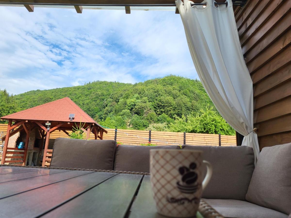Bed and Breakfast Sura Lu' Vasile. Crivina  Exteriér fotografie